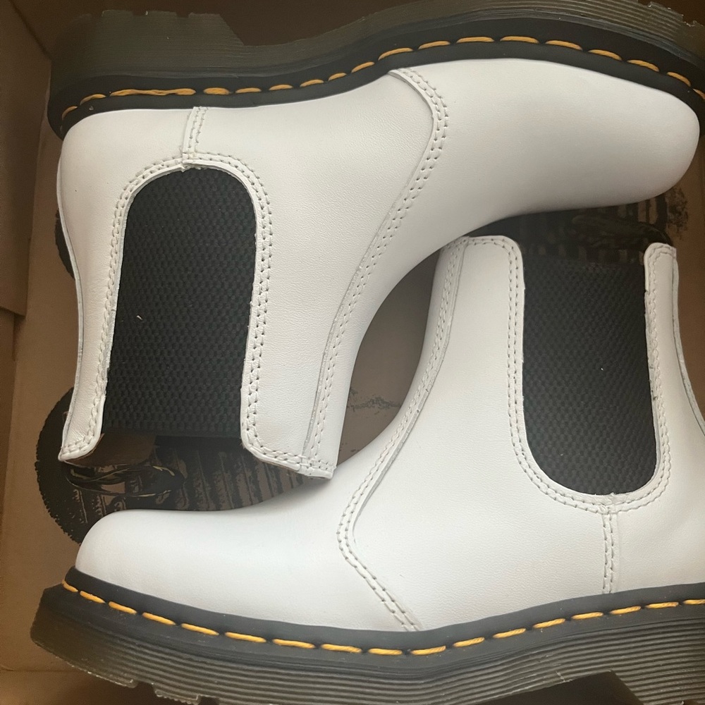 White Chelsea Doc Marten